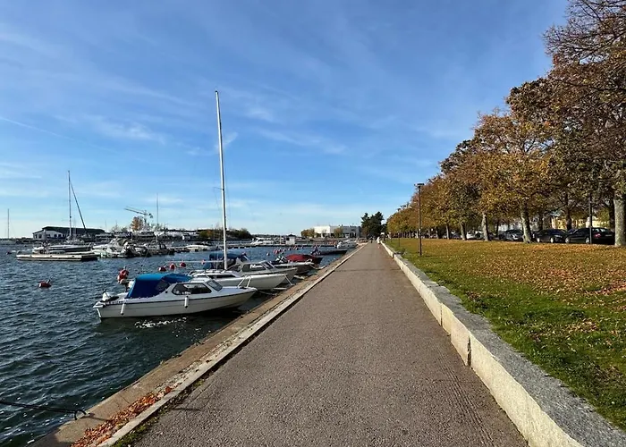 Cozy With Sauna & Bath Apartman *